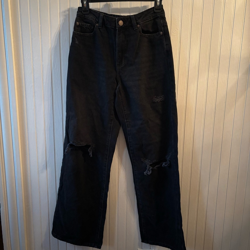 Garage Denim Jambe Wide Leg Jeans with rips at knees - size 3 / 26